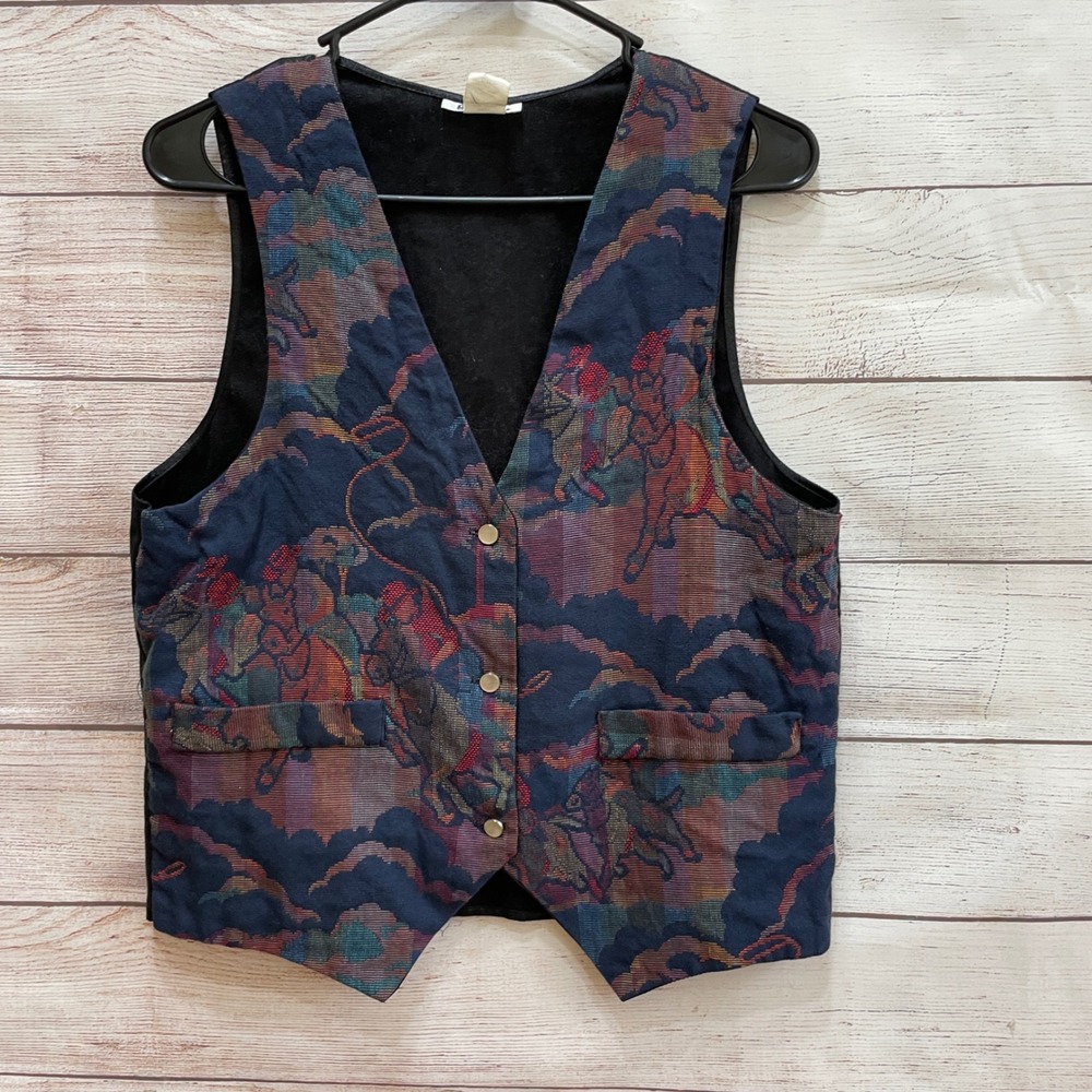 VINTAGE GEMILLI TAPESTRY VEST IN‎ EQUESTRIAN PRINT